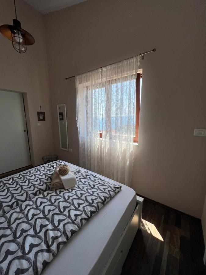 Apartman Maroon Lovran Exterior foto
